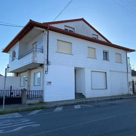 Lar De Fianteira * Sanxenxo